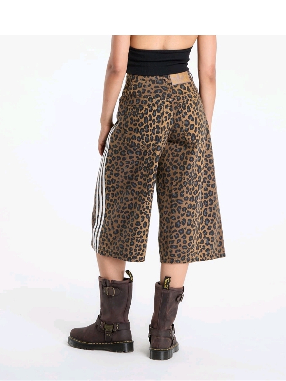 adidas NWT Leopard Print High Waisted Wide-Leg Brown Denim Bermuda Shorts/Jorts - Picture 2 of 14